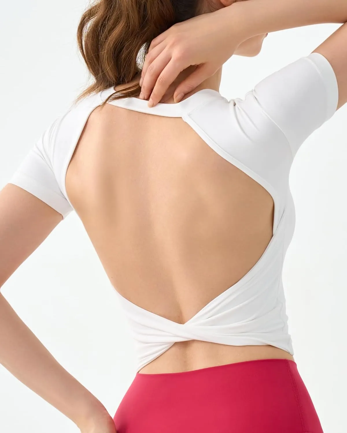 DaiLiWei Open Back Workout Tops for Women Longline Sports Bras Padded Crop Tank Yoga Top Low Back Shirts with Built in Bra