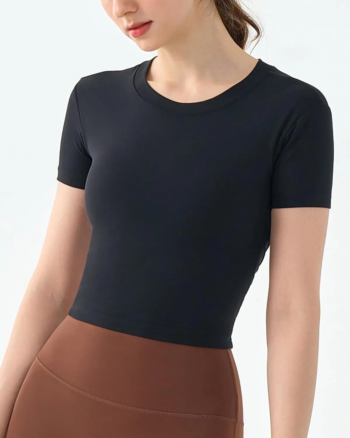 DaiLiWei Open Back Workout Tops for Women Longline Sports Bras Padded Crop Tank Yoga Top Low Back Shirts with Built in Bra