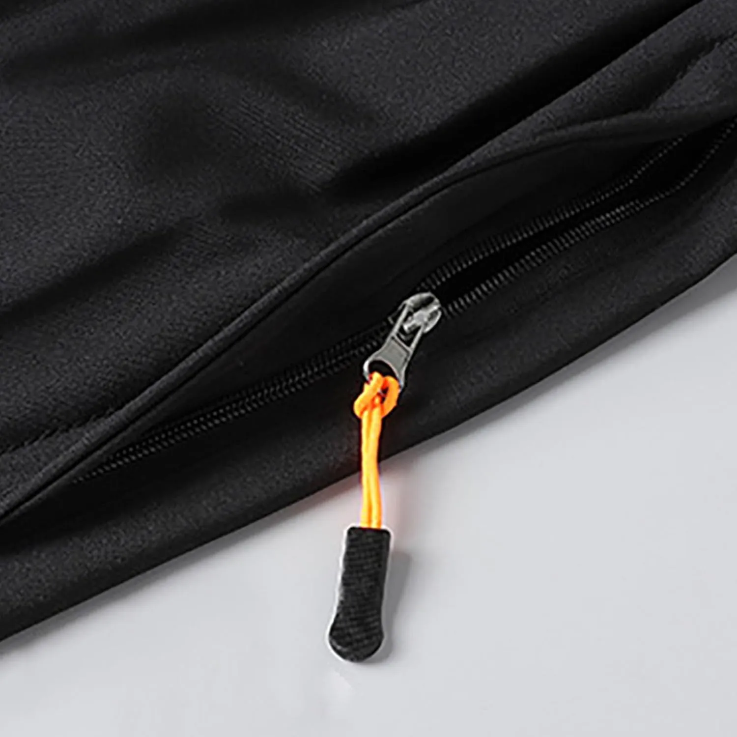 Men's Casual Shorts Elastic Waist Drawstring Shorts Summer Beach Shorts with Zipper Pockets Quick Dry Swimwear Shorts
