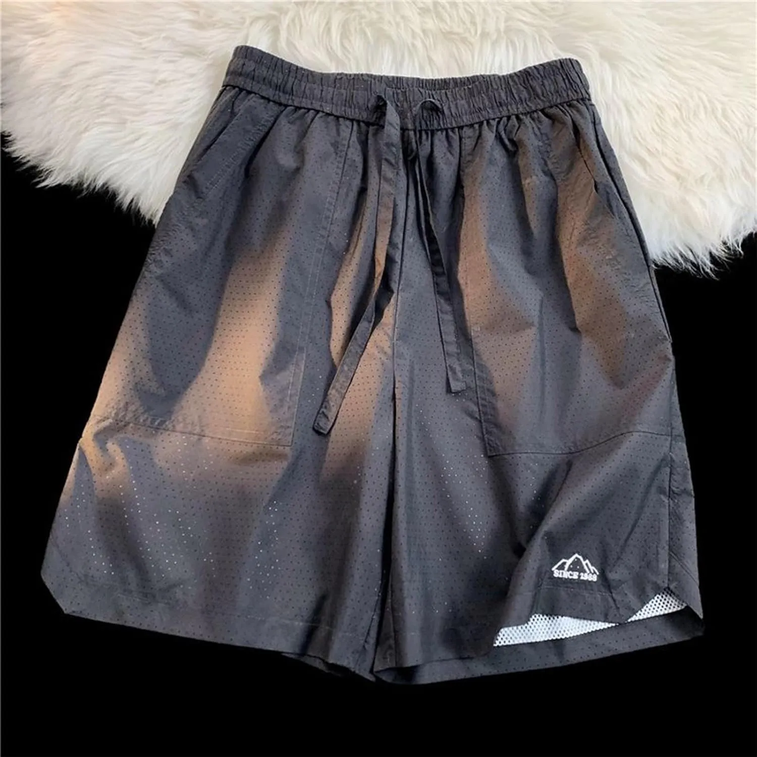 Men's Quick-Dry Athletic Shorts with Pockets Elastic Waist Drawstring Gym Shorts Stretch Activewear Running Shorts