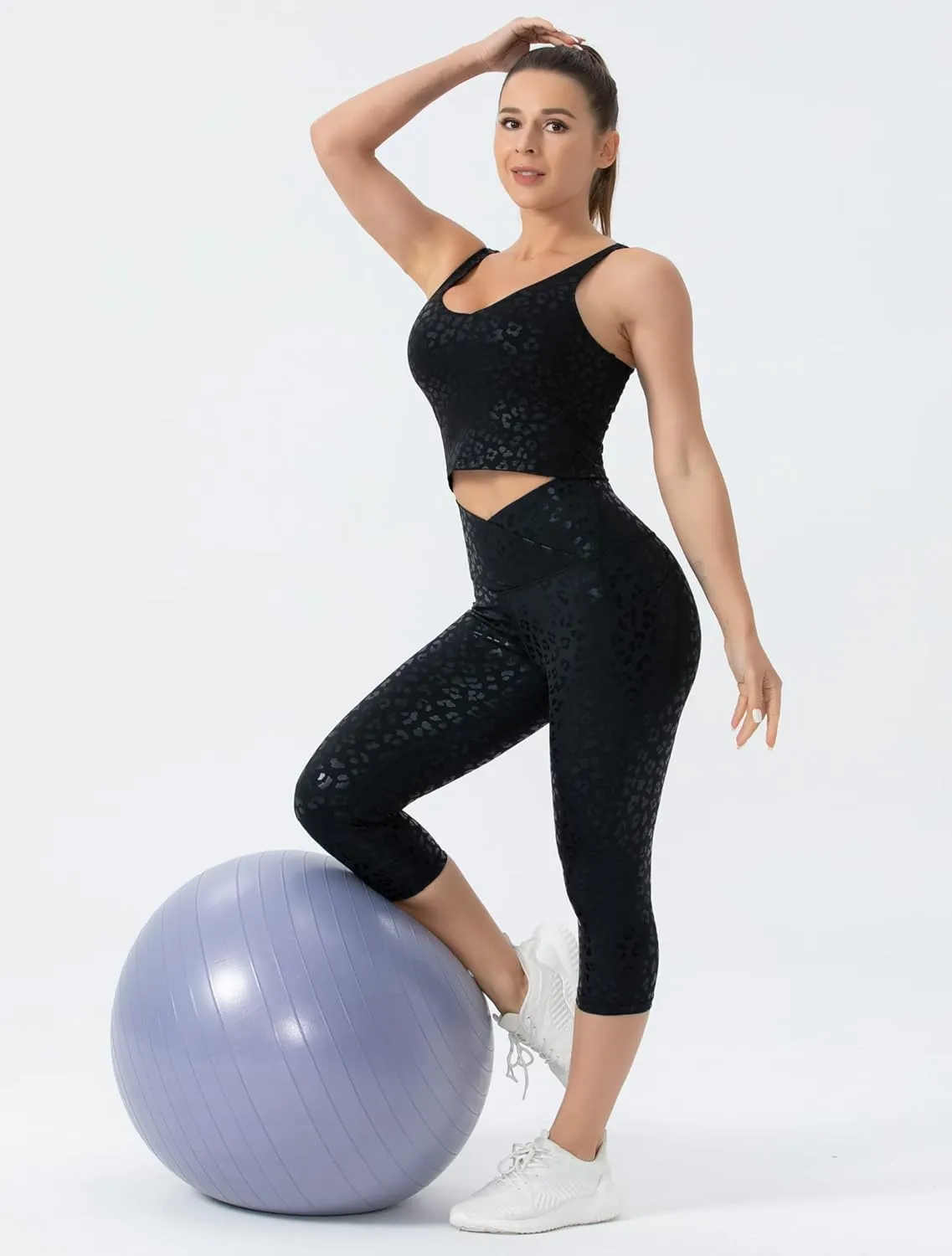 THE GYM PEOPLE Women's V Cross Waist Workout Capris Leggings Tummy Control Running Yoga Pants with Pockets